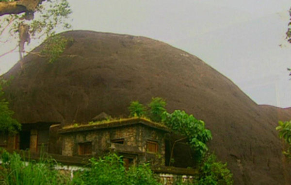 Kaviyur Thrikkakudy Cave Temple